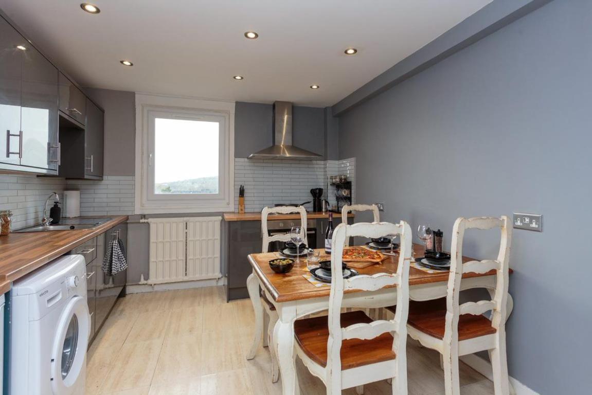 Gorgeous 3-Bed Flat, 15 Minutes To City Centre Эдинбург Экстерьер фото